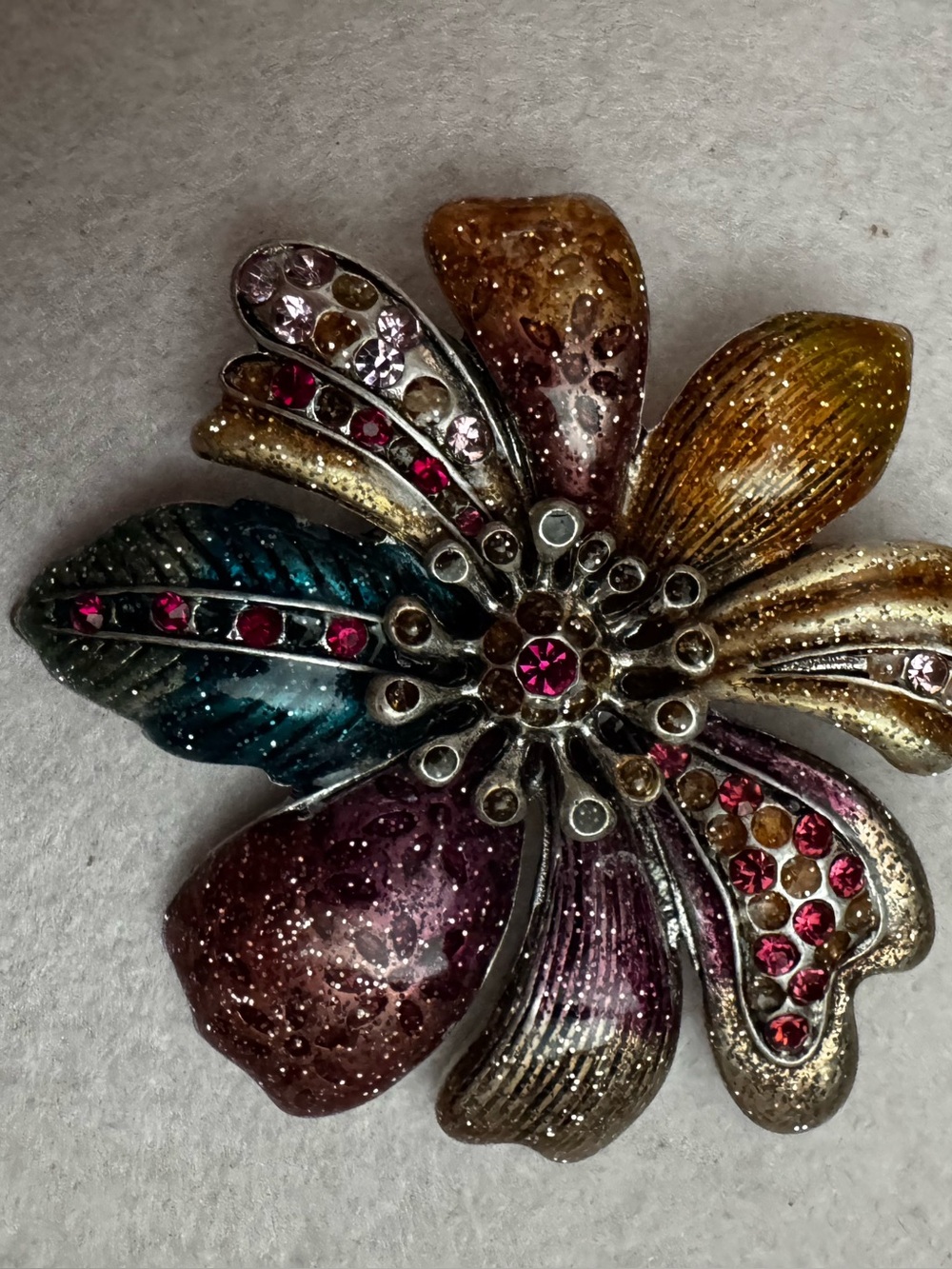 Multicolor Crystal Flower Pendant - Women Accessories